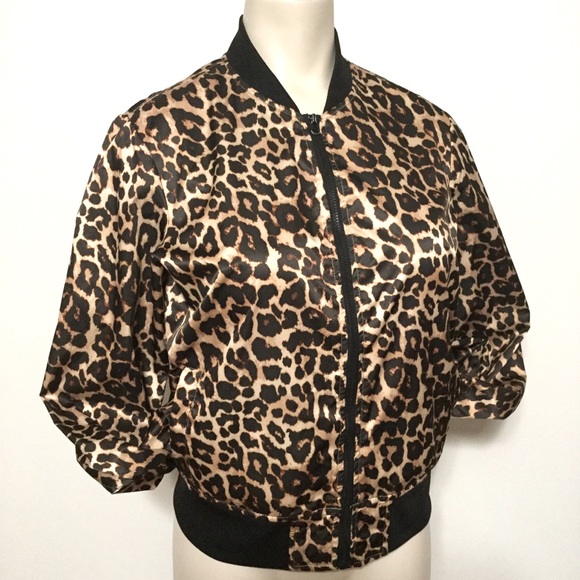 CITY STREETS Cheetah Bomber Jacket sz Small - Picture 4 of 11